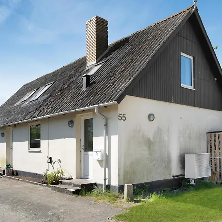 Stunning In Holbk With Wifi And 4 Bedrooms Holbæk